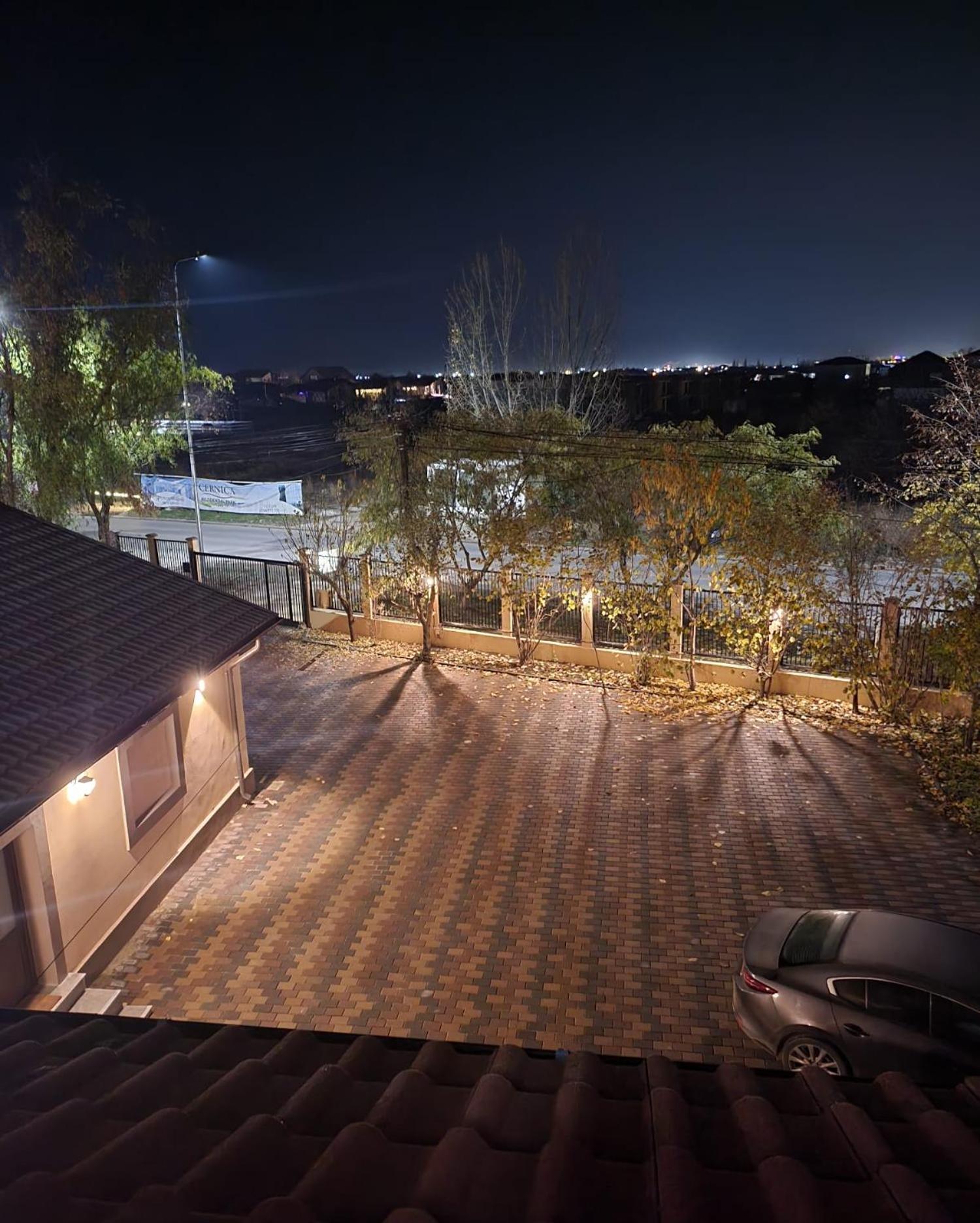 Adac Boutique Hotel Pantelimon Bagian luar foto