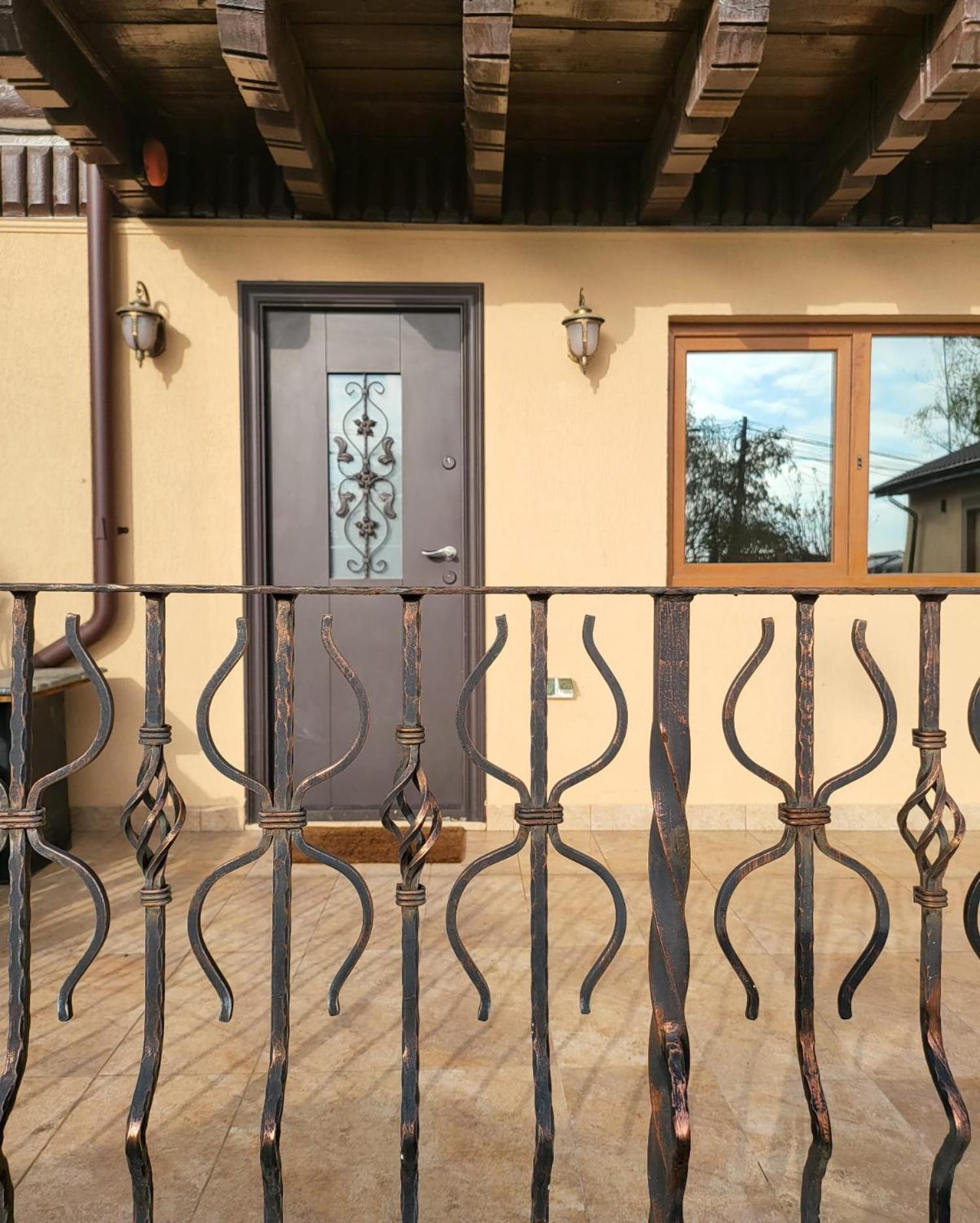 Adac Boutique Hotel Pantelimon Bagian luar foto
