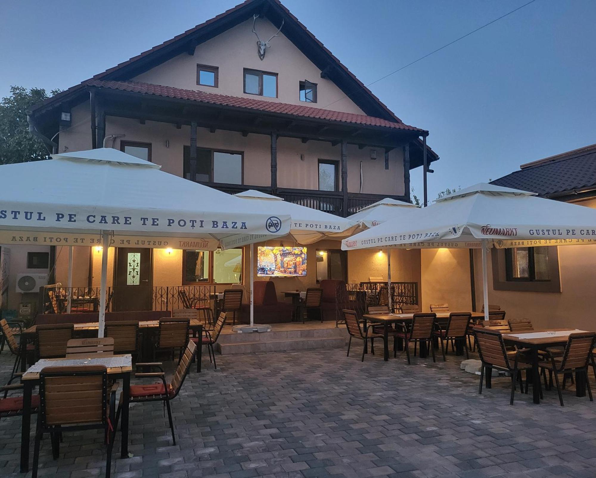 Adac Boutique Hotel Pantelimon Bagian luar foto