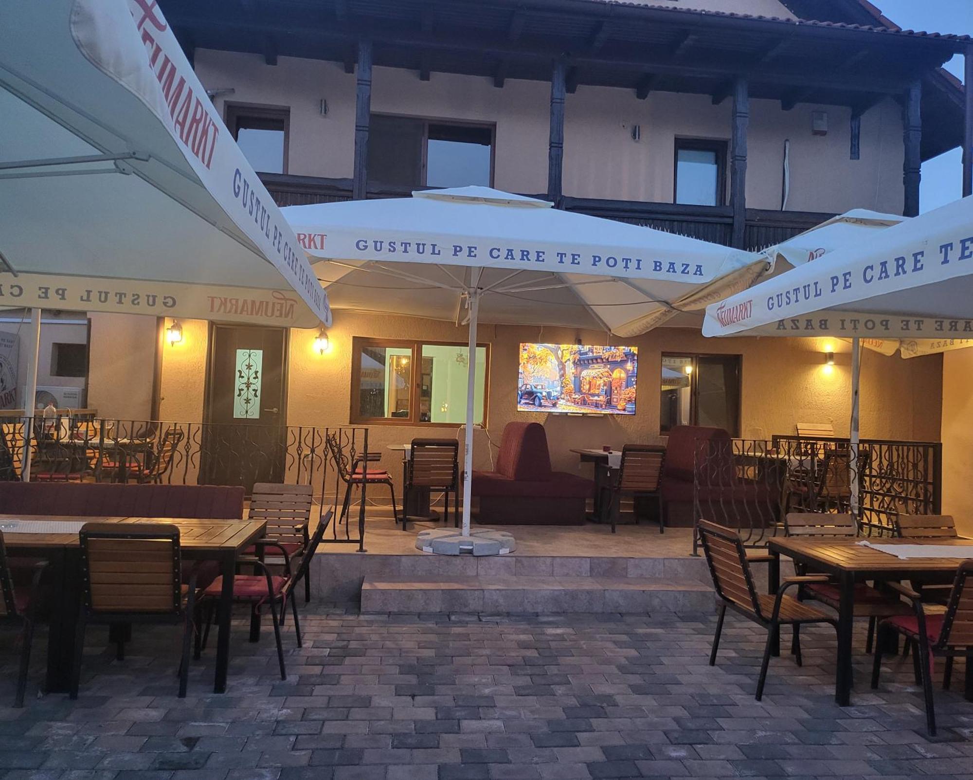 Adac Boutique Hotel Pantelimon Bagian luar foto