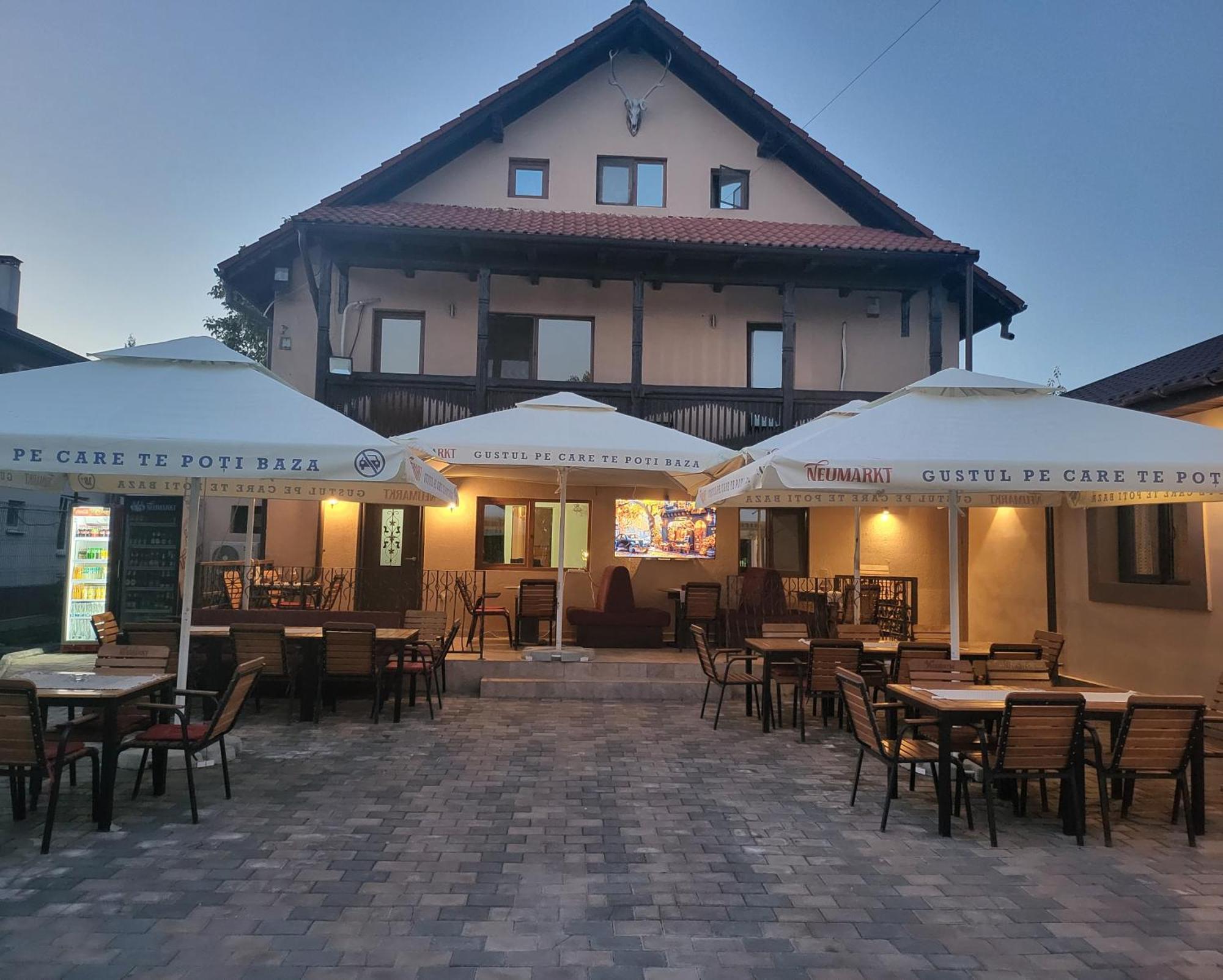 Adac Boutique Hotel Pantelimon Bagian luar foto
