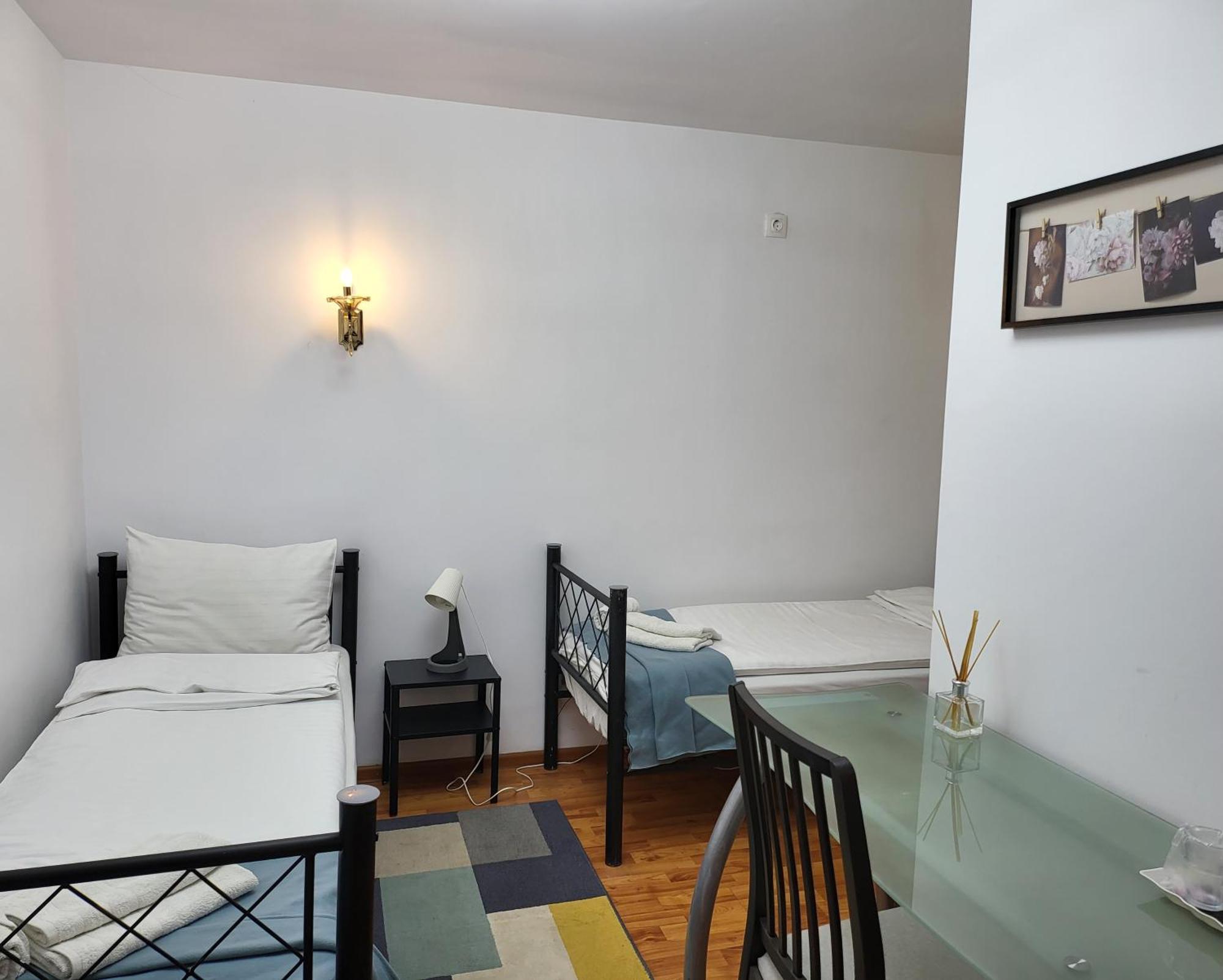 Adac Boutique Hotel Pantelimon Bagian luar foto